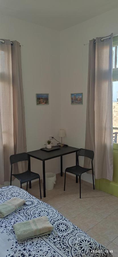 Entire apartment Comfy Haïfa Extérieur photo